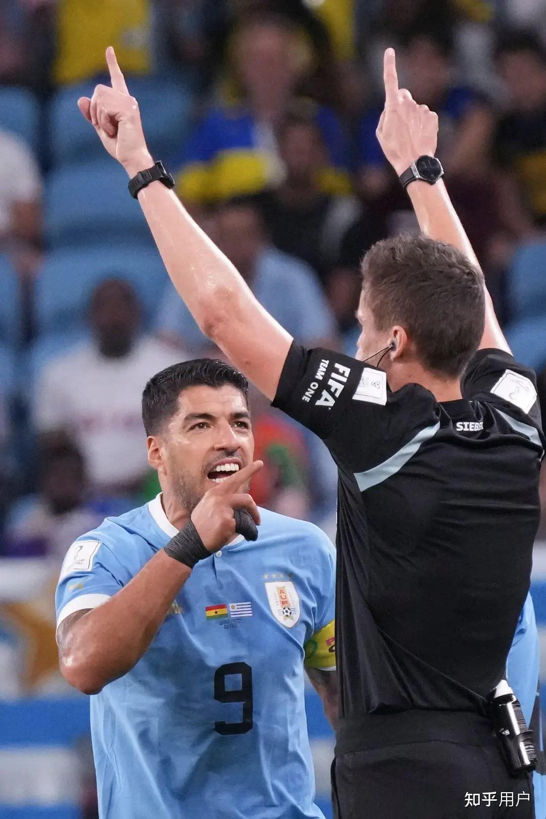 竞技宝-费耶诺德迎亚冠关键赛；清晨遗憾出局；媒体盛赞；资深球员宣示担当(费耶诺德vs乌得勒支)