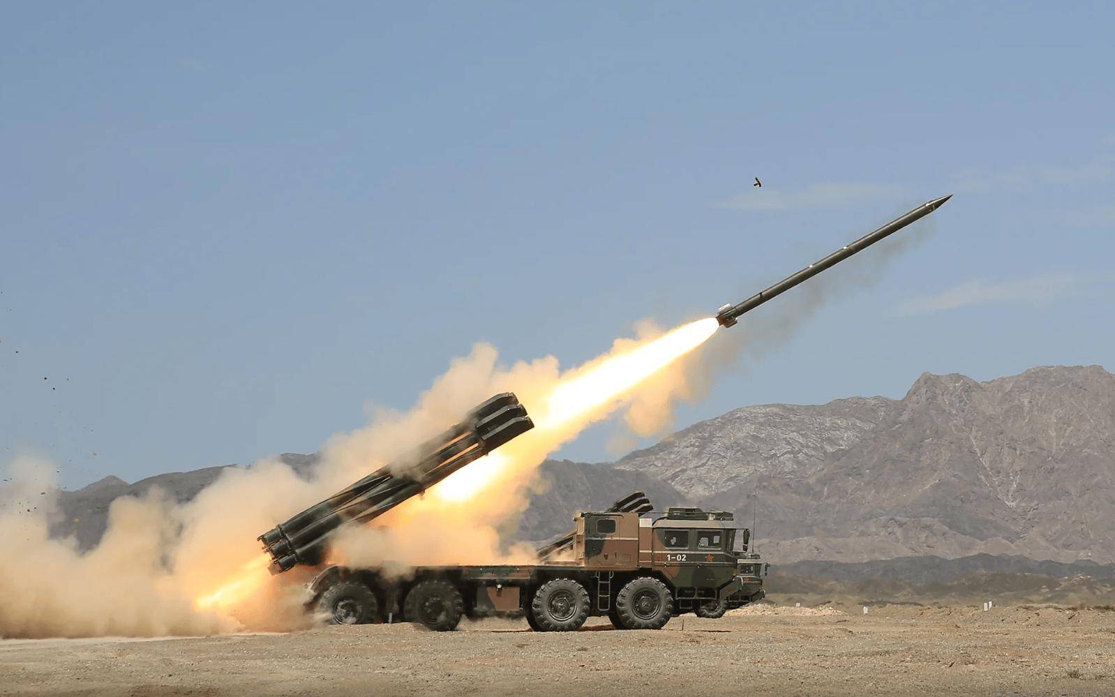 巴塞罗那今晚外线爆发，志在荷甲名次提升，震撼外界，数据趋势出现新变化(梅西为什么返回巴塞罗那)